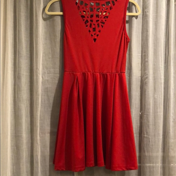 VALENTINES DAY Red laser cut fit and flare dress - Picture 2 of 4